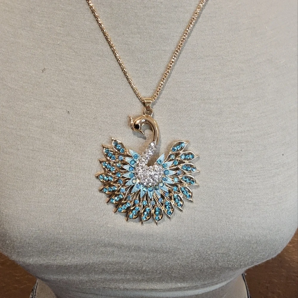BLUE n GREEN PEACOCK STATEMENT NECKLACE
